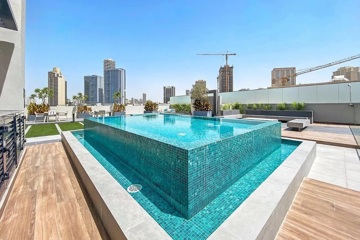 Stylish Stay In The Heart Of Jvc Dubai