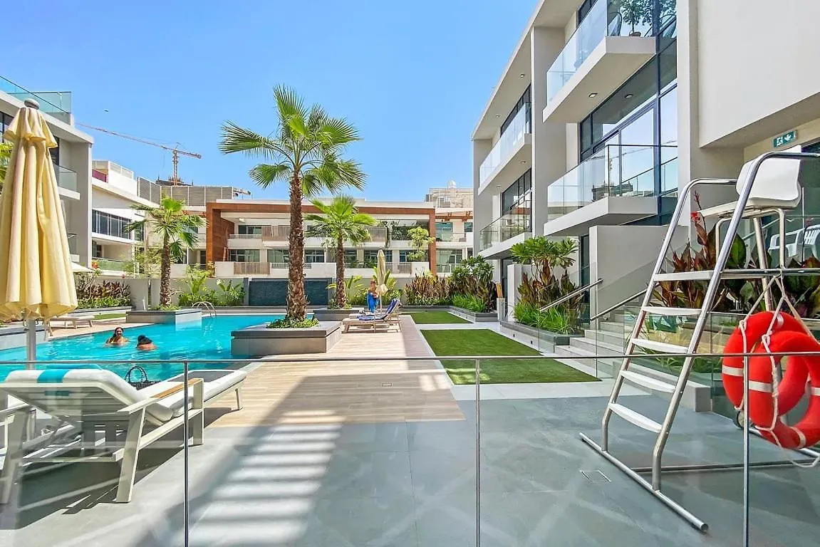 Stylish Stay In The Heart Of Jvc Dubai 0*,