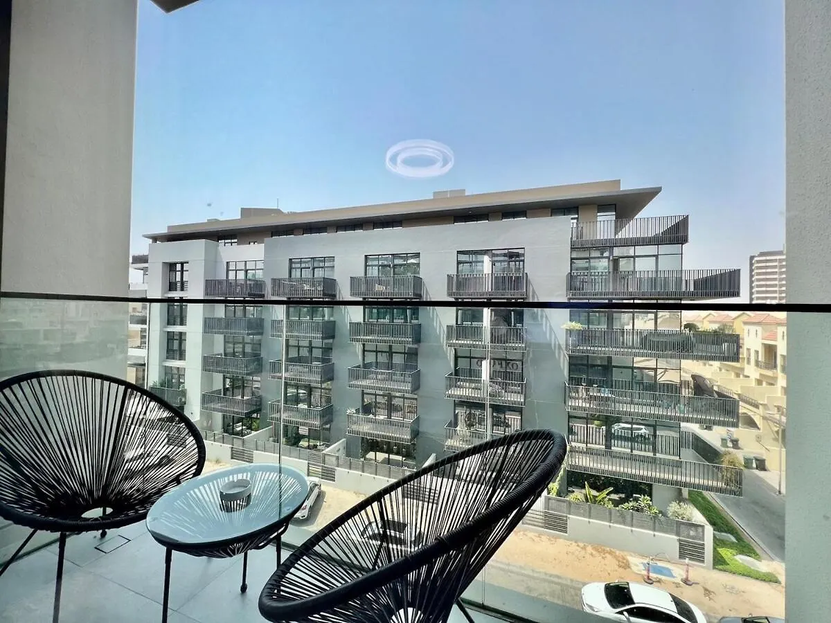 Stylish Stay In The Heart Of Jvc Dubai United Arab Emirates